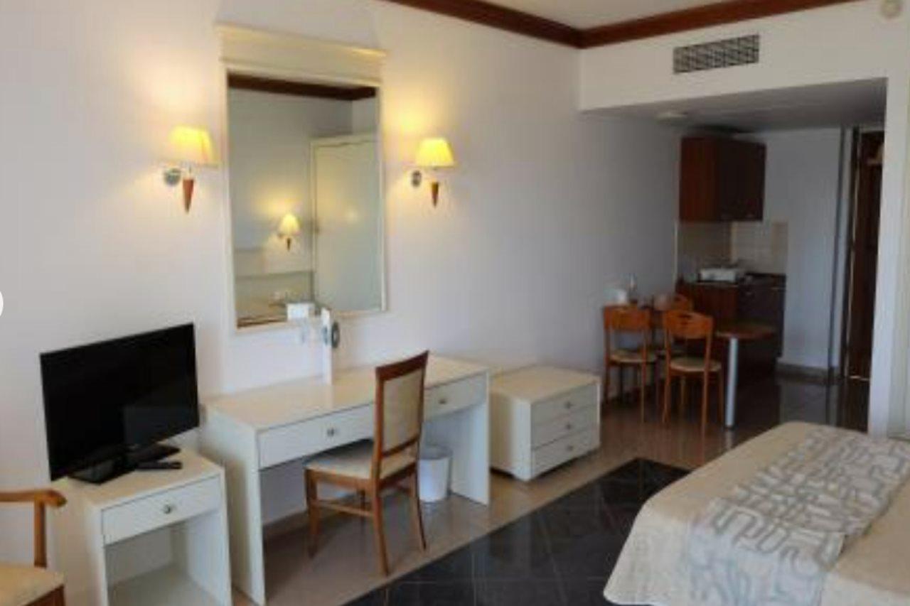 Kipriotis Maris Suites Psalidi  Exterior foto