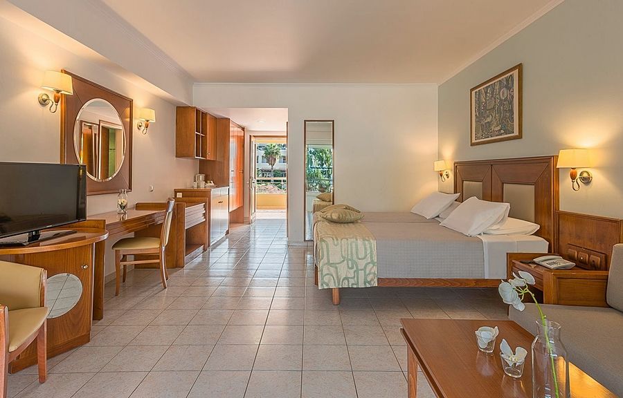 Kipriotis Maris Suites Psalidi  Exterior foto