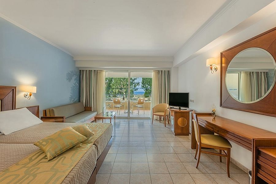 Kipriotis Maris Suites Psalidi  Exterior foto