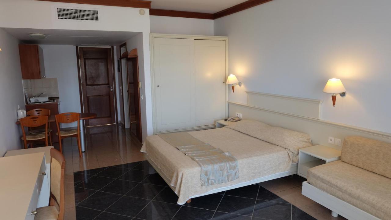 Kipriotis Maris Suites Psalidi  Exterior foto